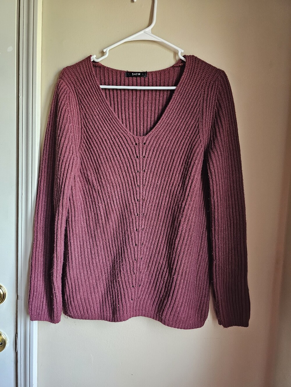 SHEIN Burgundy Ribbed Knit V-Neck Sweater